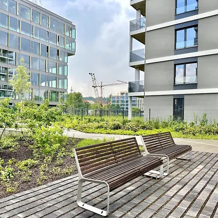 Real Living By Refa Balcony Retreat 75 Apartment