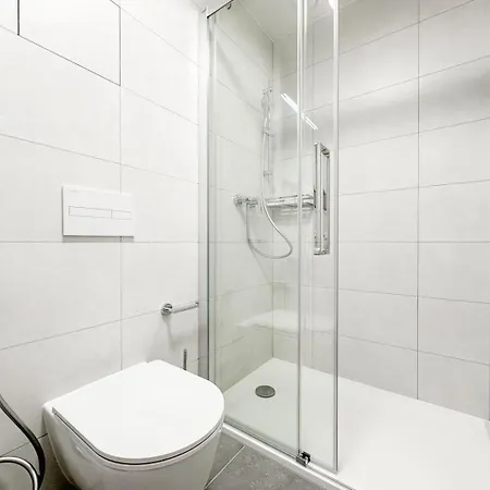Real Living By Refa Balcony Retreat 75 Apartament