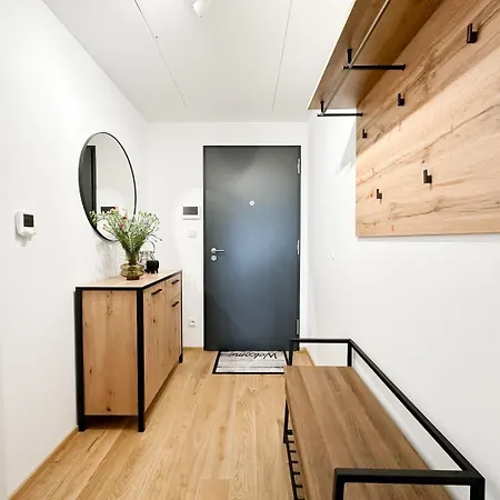 Real Living By Refa Balcony Retreat 75 Apartment Prague