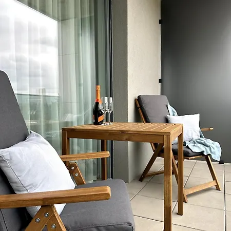 Lejlighed Real Living By Refa Balcony Retreat 75