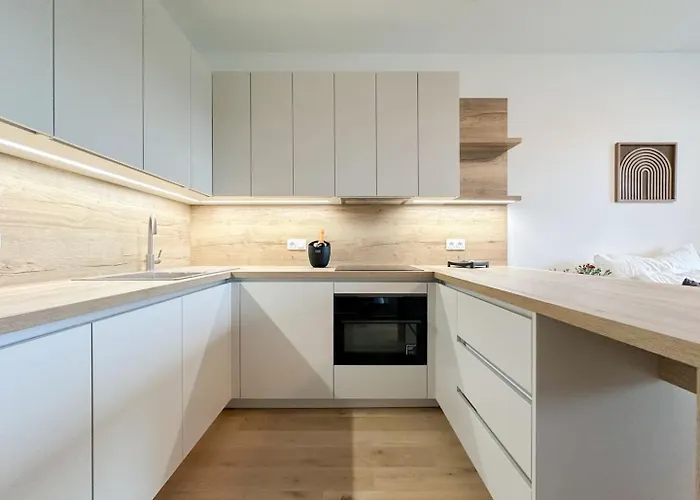Lejlighed Real Living By Refa Balcony Retreat 75
