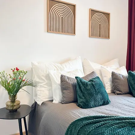 Real Living By Refa Balcony Retreat 75 Appartement *